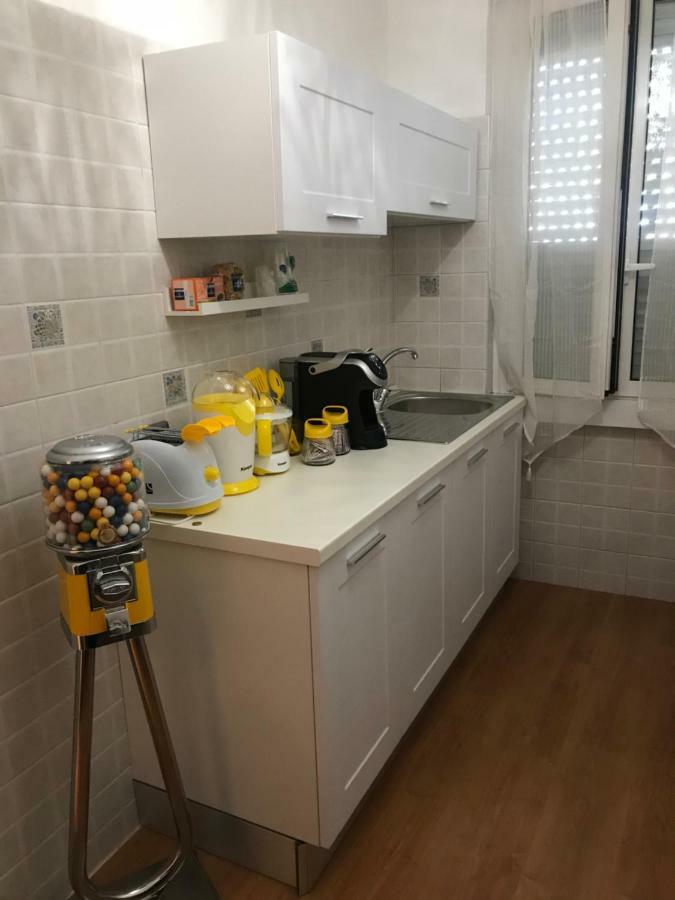 Отель Maison Dis Raffaella Рим Экстерьер фото